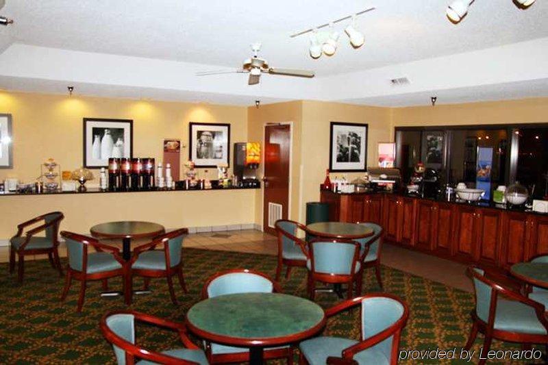 米兰 俄亥俄南桑达斯基卡尔森乡村旅馆酒店 餐厅 照片